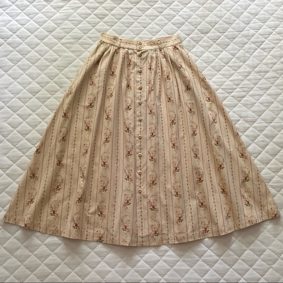 Ralph Lauren Dresses & Skirts - 💐 Ralph Lauren Country, Vintage Country Rose Romance Floral Skirt